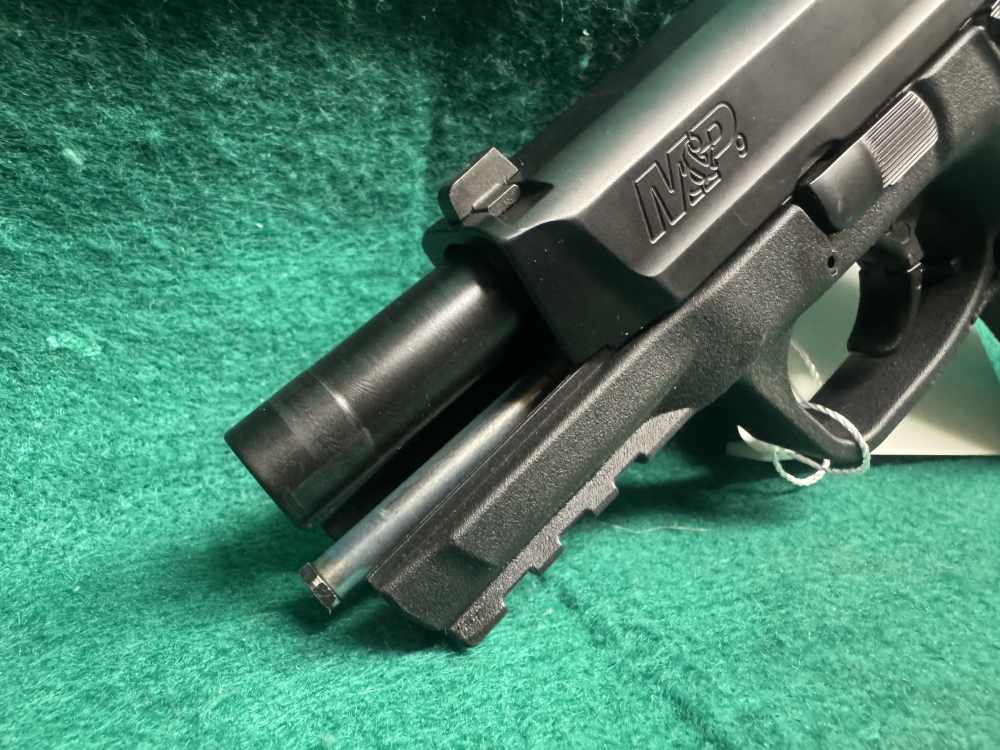 Smith & Wesson M&P 9 9MM-img-6