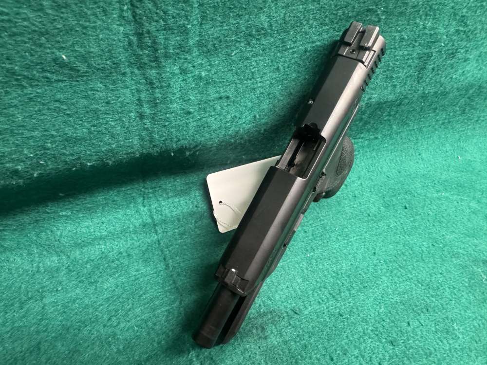 Smith & Wesson M&P 9 9MM-img-9