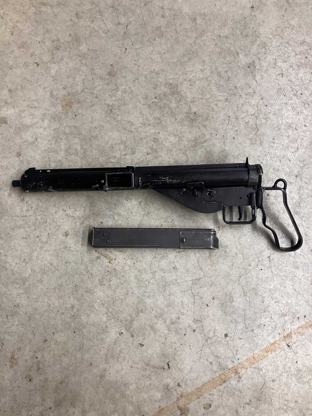Semi auto Sten mk 3 pistol -img-3