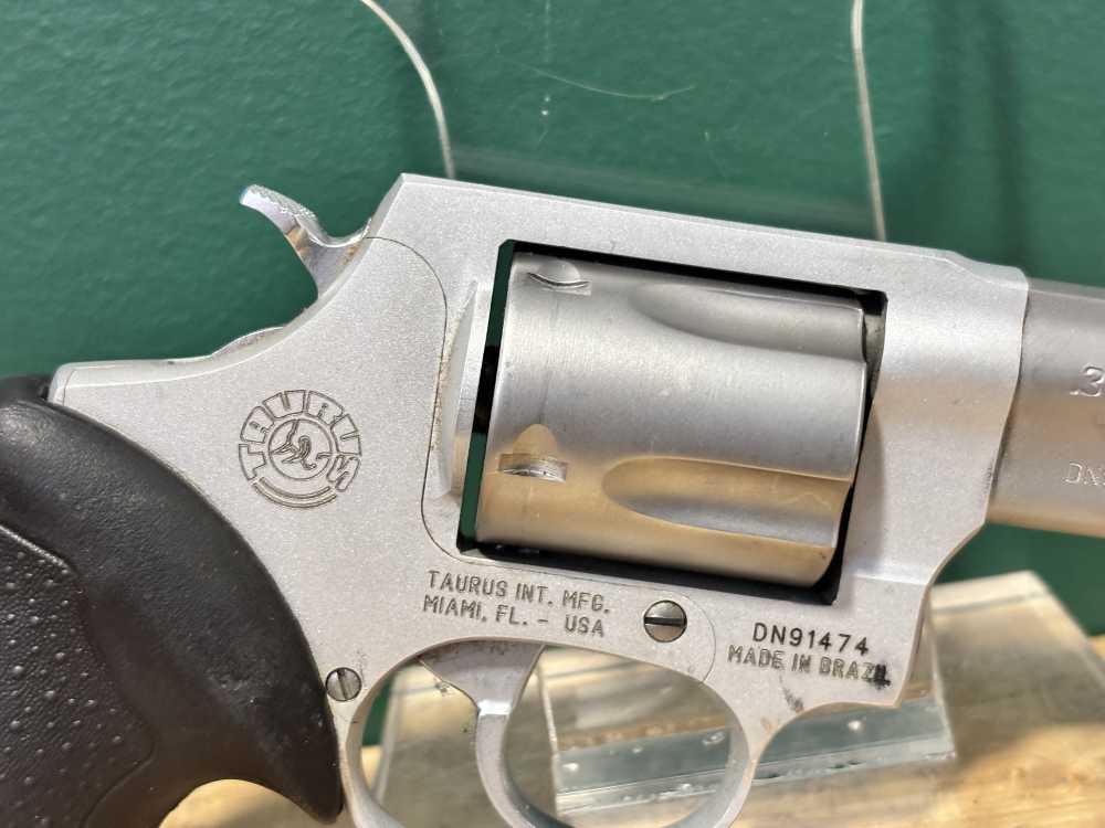 Taurus 85 Ultra-lite .38 SPL Snub Nose Revolver 2"-img-6