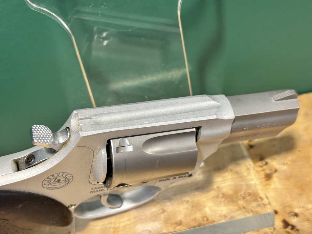 Taurus 85 Ultra-lite .38 SPL Snub Nose Revolver 2"-img-10