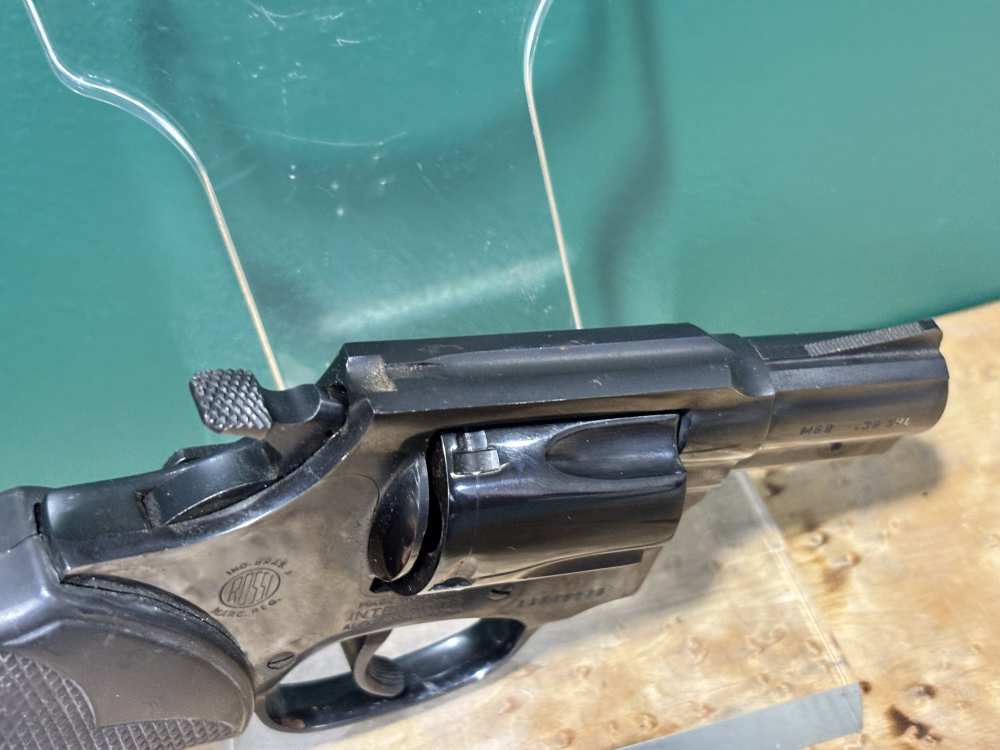 Rossi 68 Blued Snub Nose Revolver 2" .38 SPL Blued mfg in Brazil -img-4