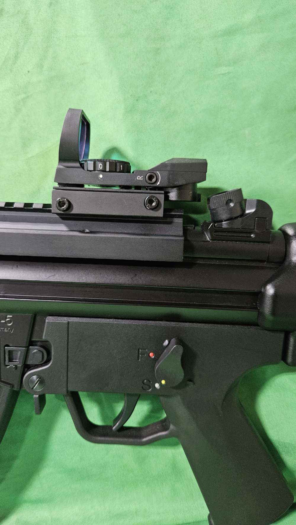GSG-5 22LR W/9 MAGAZINES!-img-9