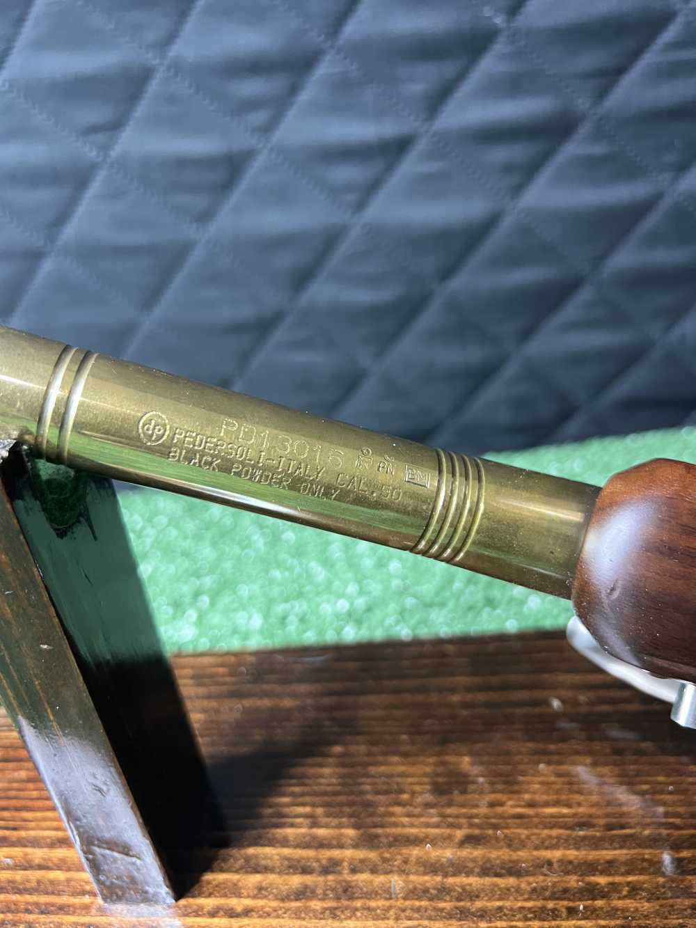 PEDERSOLI Queen Anne Black Powder Pistol 50 caliber brass barrel mint !!-img-15