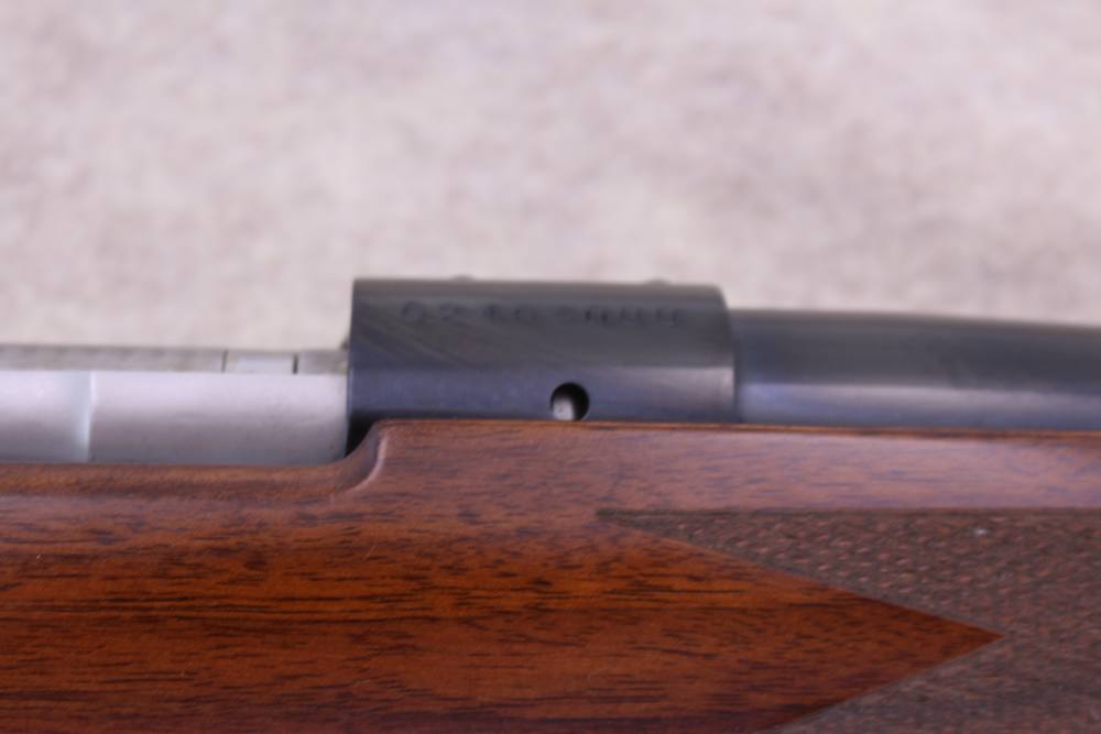 Winchester Model 70 Classic Super Grade 7mm Rem Mag 25" Walnut Fine Mint -img-8