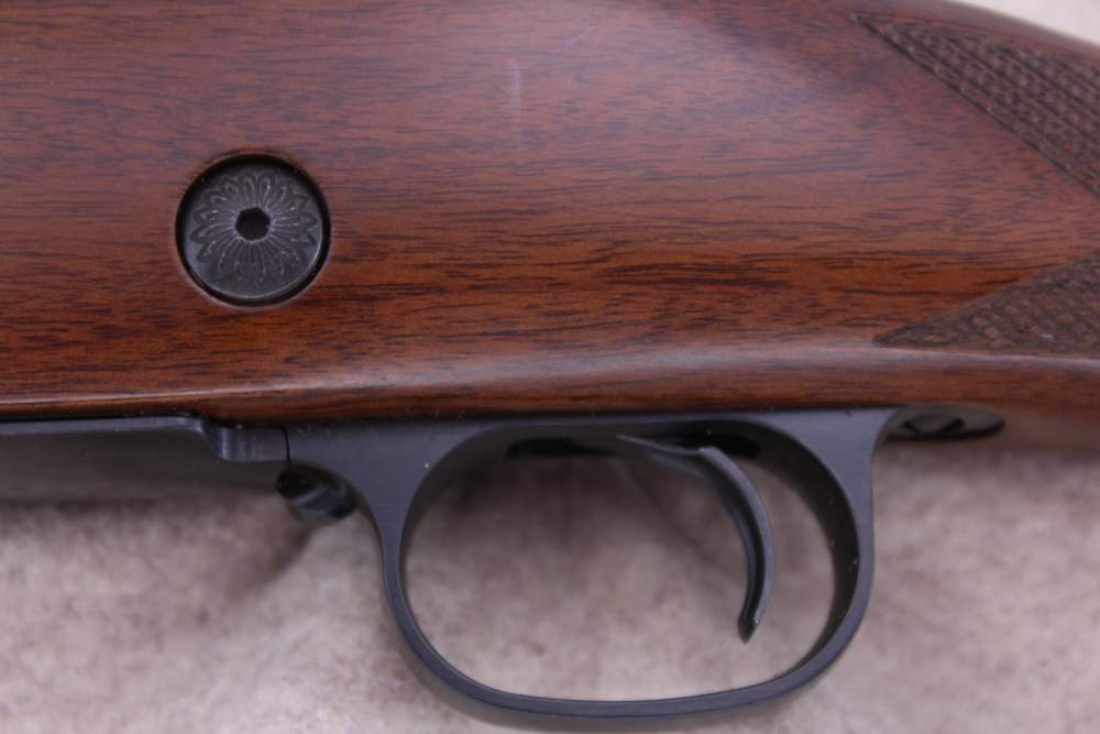 Winchester Model 70 Classic Super Grade 7mm Rem Mag 25" Walnut Fine Mint -img-24