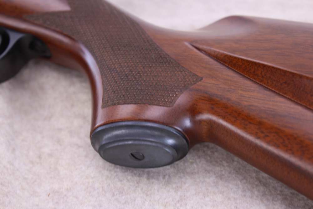 Winchester Model 70 Classic Super Grade 7mm Rem Mag 25" Walnut Fine Mint -img-23