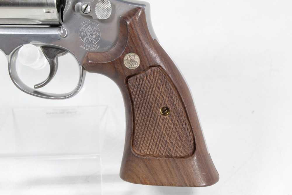 Smith and Wesson S&W 686 -4 .357 Magnum 4" Stainless Steel Revolver No Lock-img-11