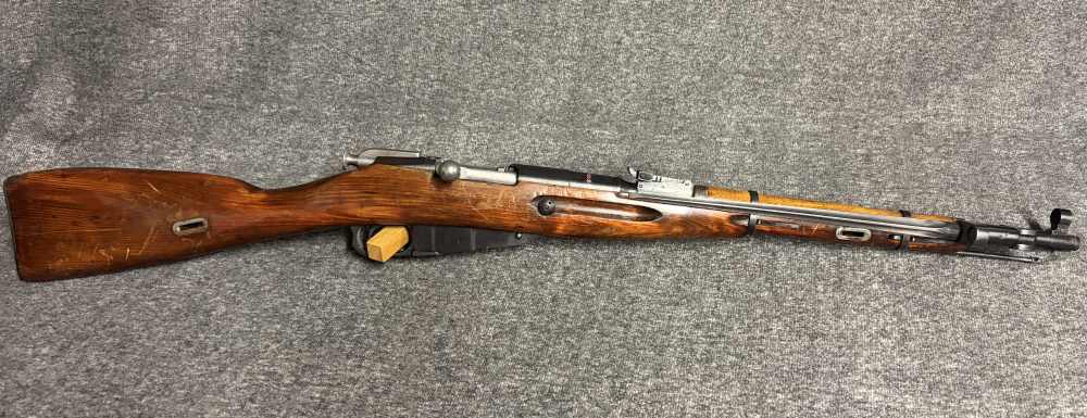 1944 Izhevsk Mosin-Nagant M44 Carbine 7.62x54R w/ Folding Bayonet-img-0