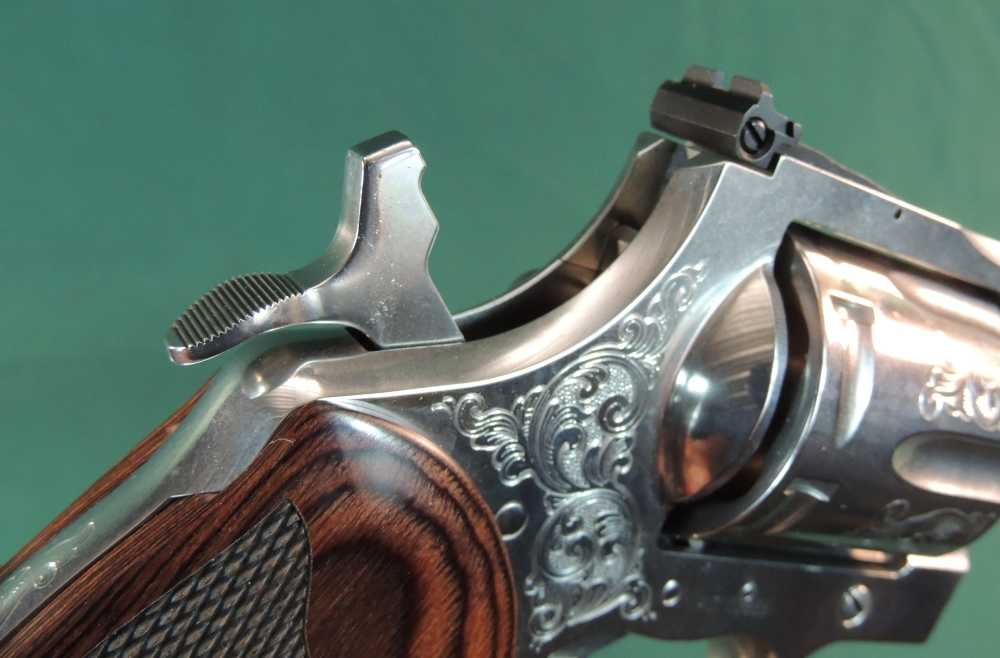 Colt Rosewwod Anaconda 44 Magnum Custom Collection Revolver 187 of 250-img-26