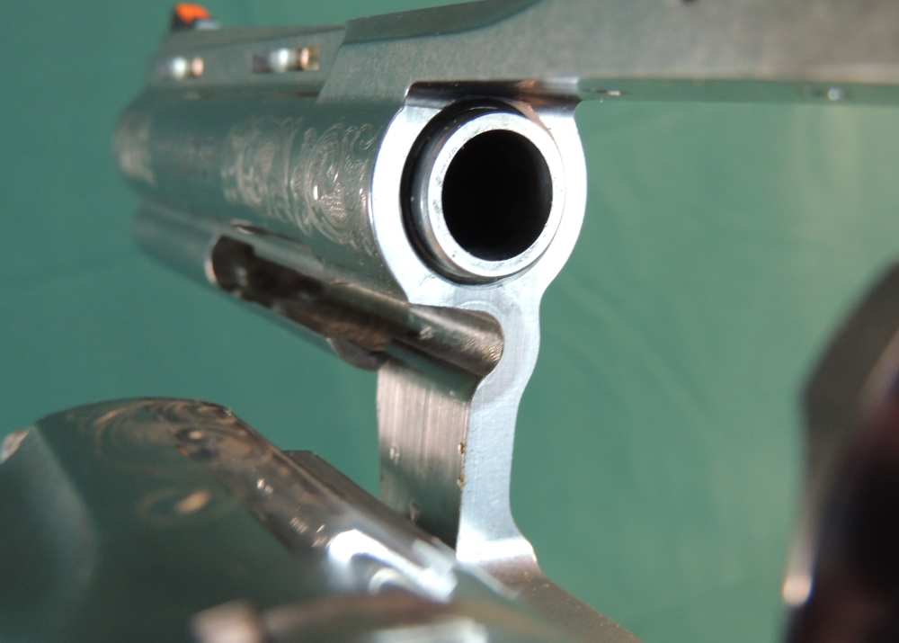 Colt Rosewwod Anaconda 44 Magnum Custom Collection Revolver 187 of 250-img-23