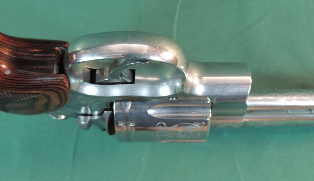 Colt Rosewwod Anaconda 44 Magnum Custom Collection Revolver 187 of 250-img-19