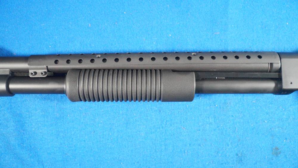 MOSSBERG 590M 12GA 10 ROUND MAGAZINE PUMP SHOTGUN (MO50206) -img-4