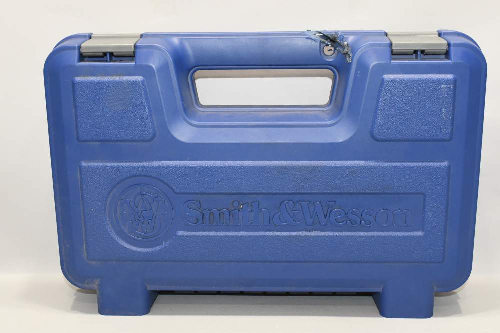 Nice Smith & Wesson 460XVR 8 5/8" Stainless Revolver 460 S&W Mag W Case-img-20