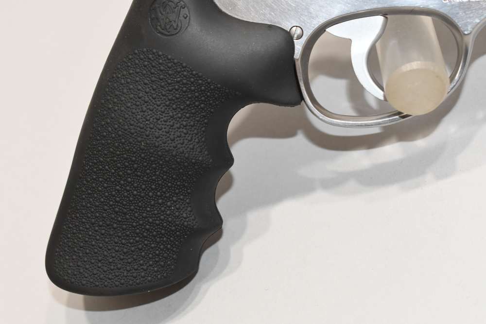 Nice Smith & Wesson 460XVR 8 5/8" Stainless Revolver 460 S&W Mag W Case-img-3