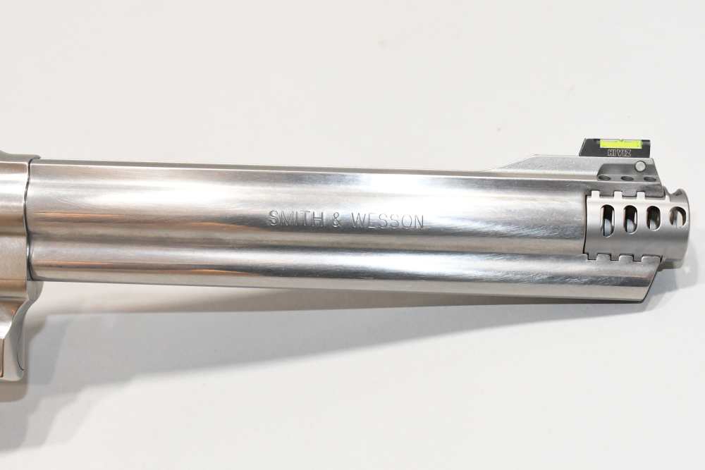 Nice Smith & Wesson 460XVR 8 5/8" Stainless Revolver 460 S&W Mag W Case-img-5