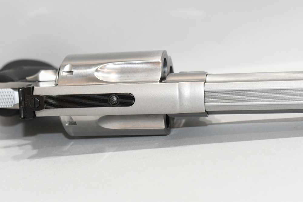 Nice Smith & Wesson 460XVR 8 5/8" Stainless Revolver 460 S&W Mag W Case-img-11