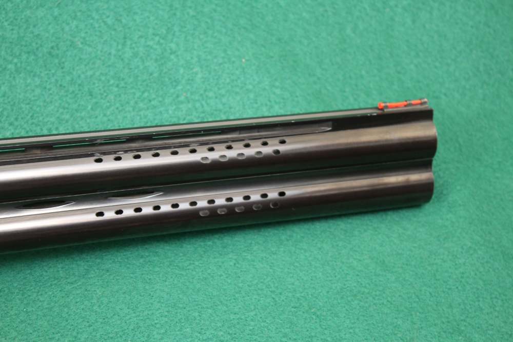SKB Model 85TSS O/U Target Model 12 GA 3 in Shotshell-img-11