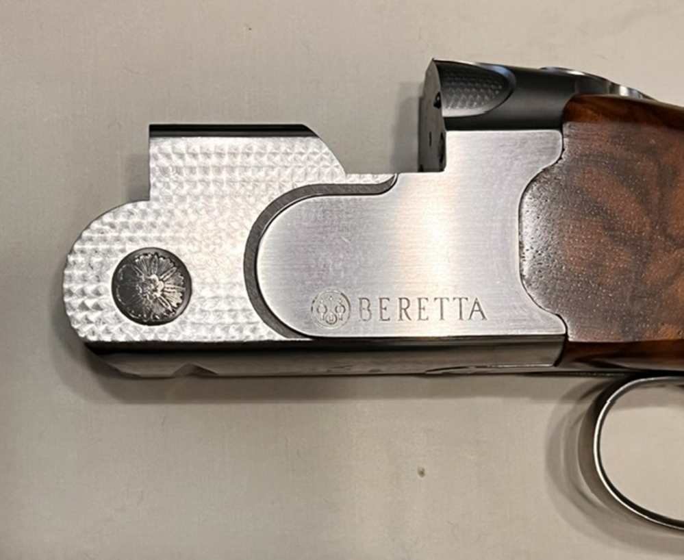 NEW BERETTA 686 WHITE ONYX w COLES GRADE EEEE TURKISH WALNUT WOOD SET -img-2