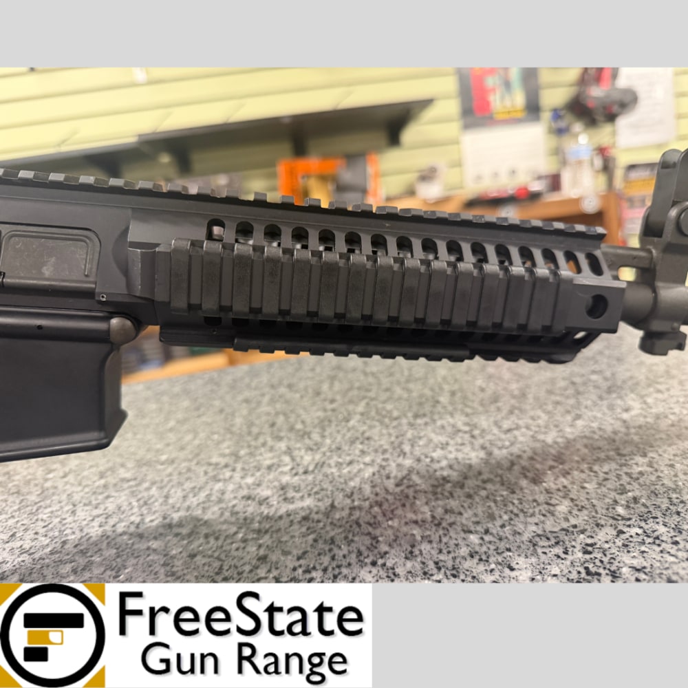 Colt LE6940 — 5.56 NATO — Monolithic Quad Rail — Excellent Cond. 9/10-img-5