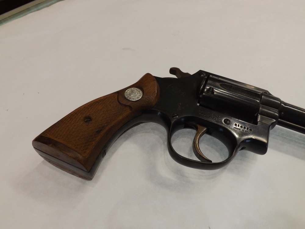 TAURUS MODEL 80 -img-7