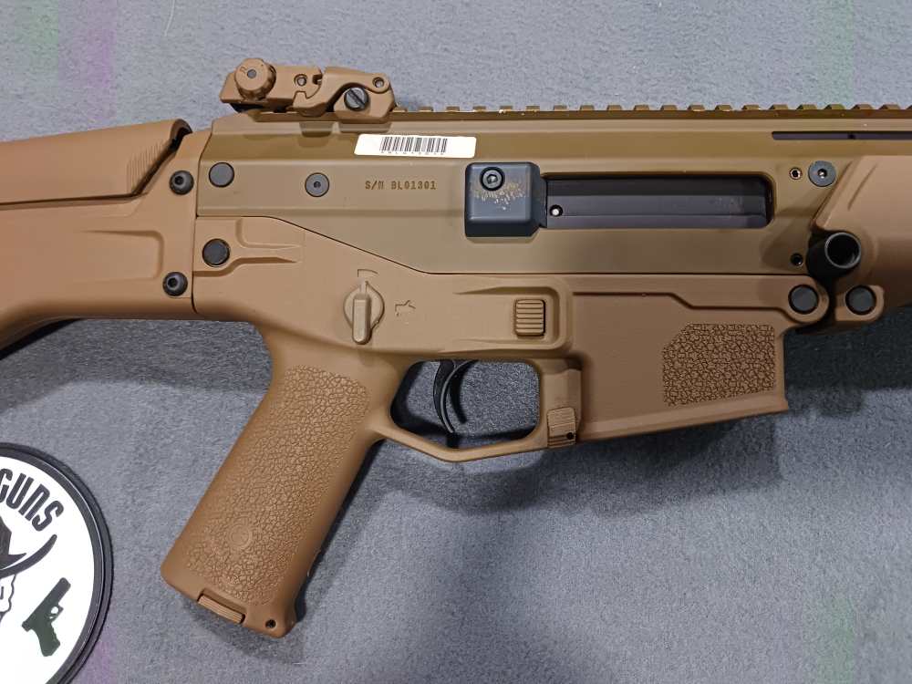 BUSHMASTER ACR BACR 5.56 ADAPTIVE COMBAT RIFLE COYOTE -img-8