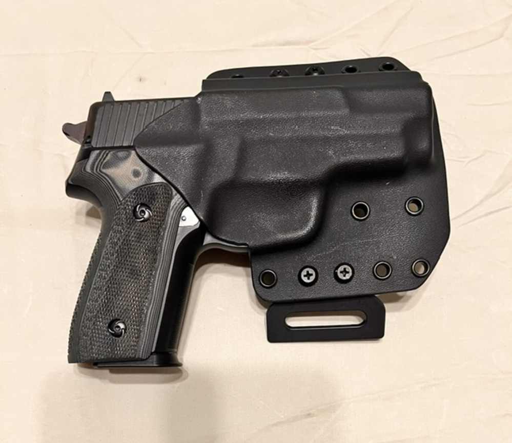 German P228 w accessories and Holster-img-4
