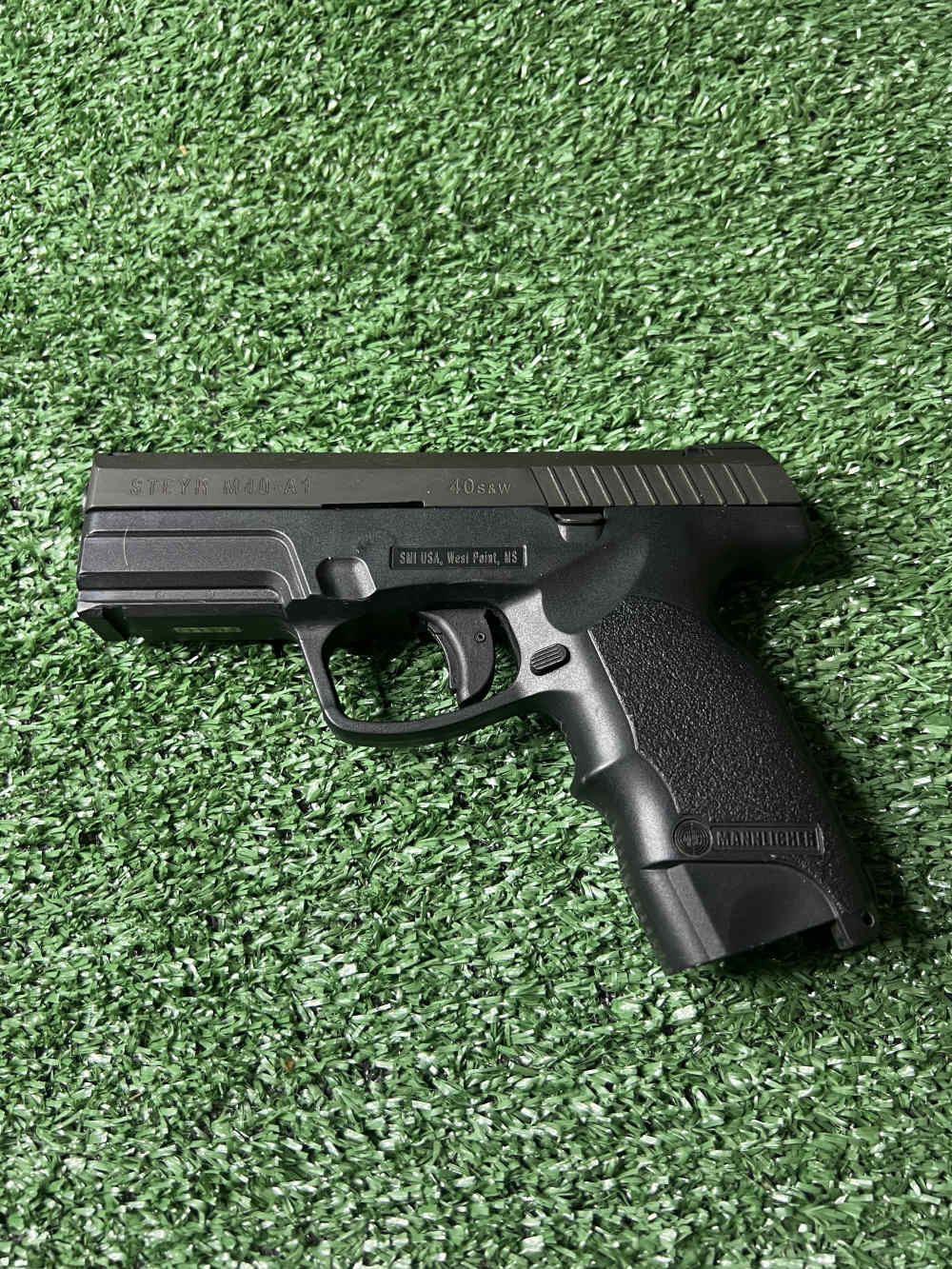 Steyr M40-A1 40 S&W DA/SA 12+1 Magazine Black-img-2