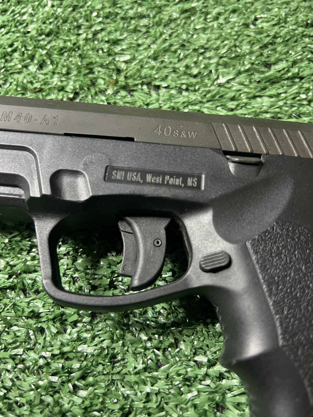 Steyr M40-A1 40 S&W DA/SA 12+1 Magazine Black-img-10
