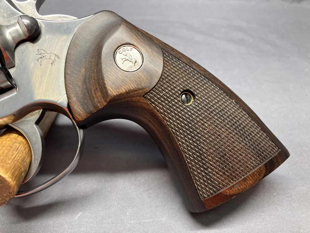 Stainless Colt Python - .357 Magnum - 6" Barrel w/ Factory Box-img-7
