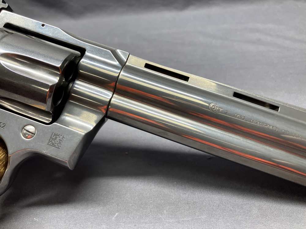 Stainless Colt Python - .357 Magnum - 6" Barrel w/ Factory Box-img-17