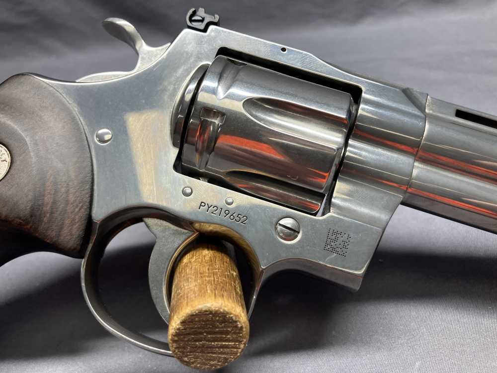 Stainless Colt Python - .357 Magnum - 6" Barrel w/ Factory Box-img-16