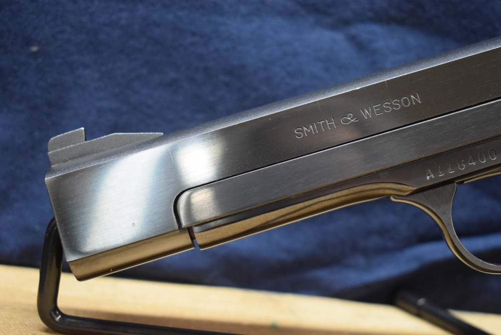 Smith & Wesson Model 41 |.22 LR|-img-1