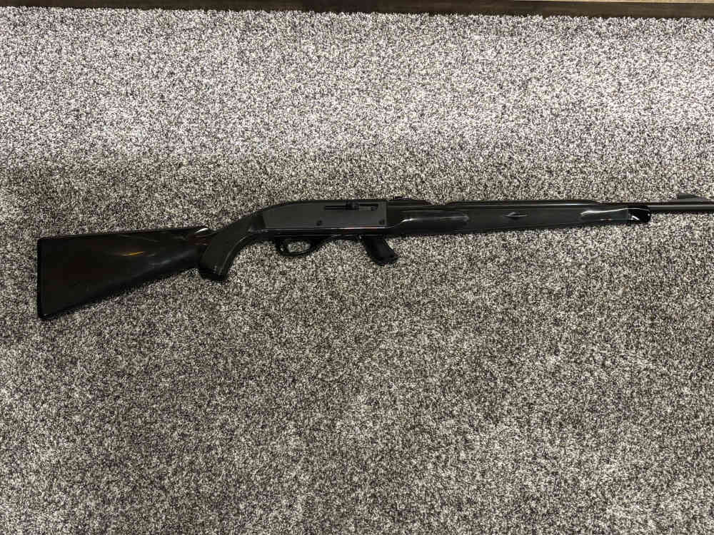 Remington Apache 77 rare Seneca green. 22 LR Semi automatic -img-0