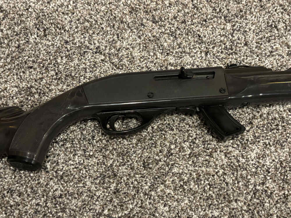 Remington Apache 77 rare Seneca green. 22 LR Semi automatic -img-6