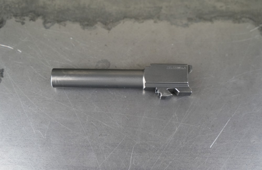 Glock 19 Gen 3 | Soft Case & Box | 4x 15-Round Magazines | Factory-img-18