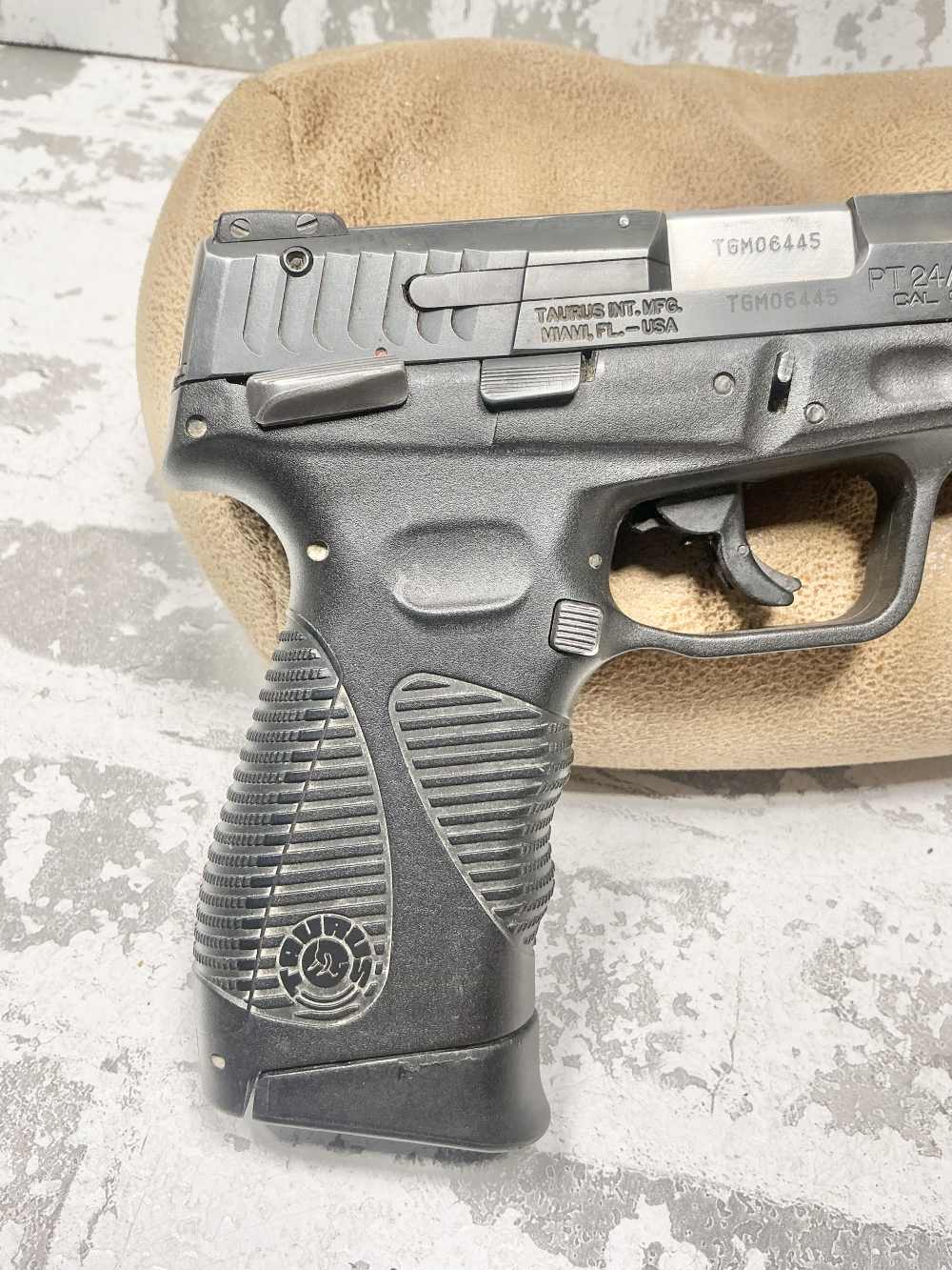 Taurus PT 24/7 G2 9mm-img-5