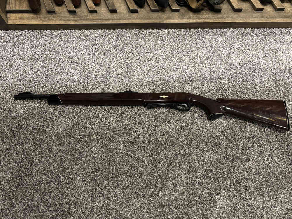 Remington Nylon 11 first year production 1962. 22 LR Bolt action-img-0