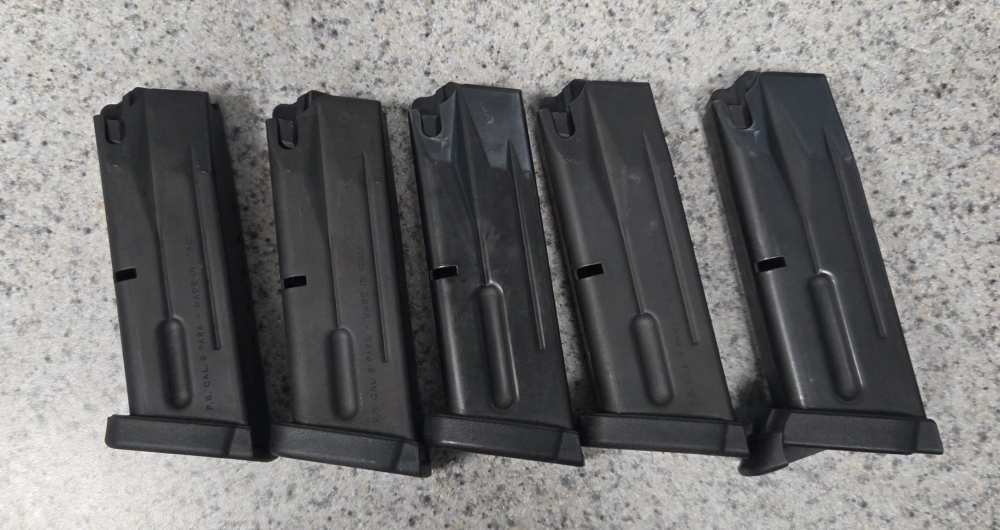 Beretta 9000 S 9mm-img-16