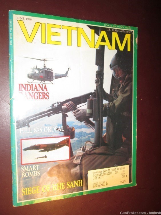 Lot of Post War Vietnam, Special Warfare, The Drop Special Forces Magazines-img-1