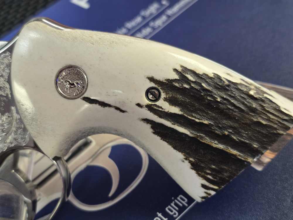 COLT PYTHON 357MAG 3 iNCH ENGRAVED GENUINE STAG GRIPS FACTORY NEW  ON SALE-img-5