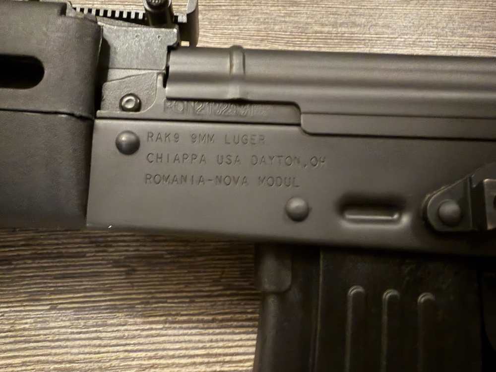 Chiappa Rak 9 with beretta and glock magazine very low round count!-img-3