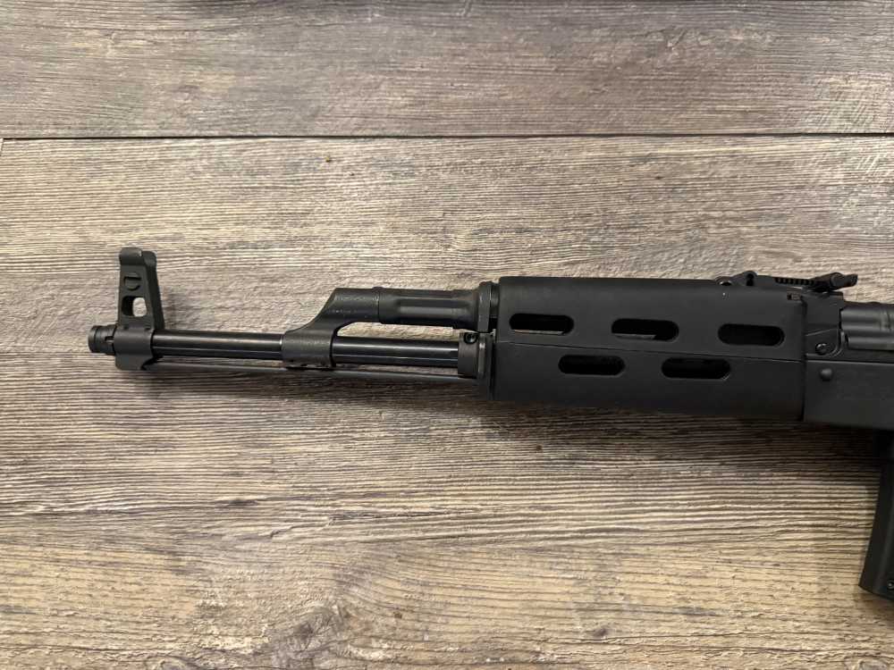 Chiappa Rak 9 with beretta and glock magazine very low round count!-img-2