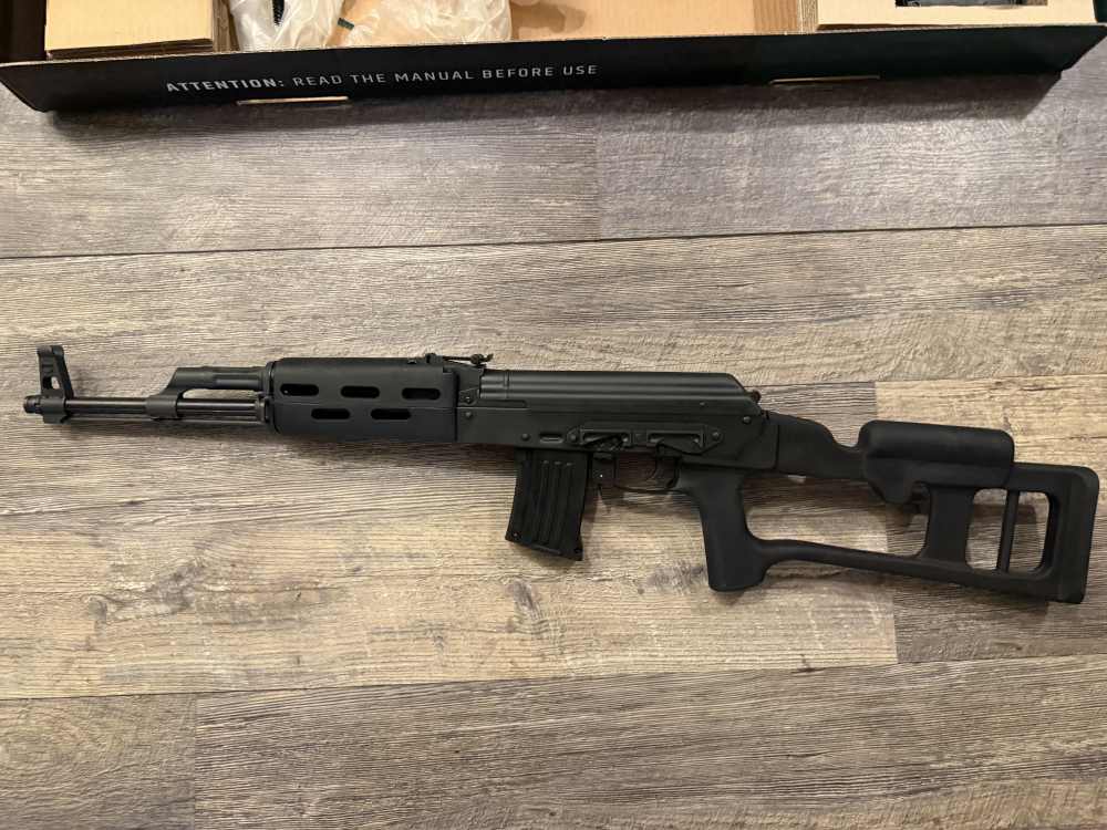 Chiappa Rak 9 with beretta and glock magazine very low round count!-img-1