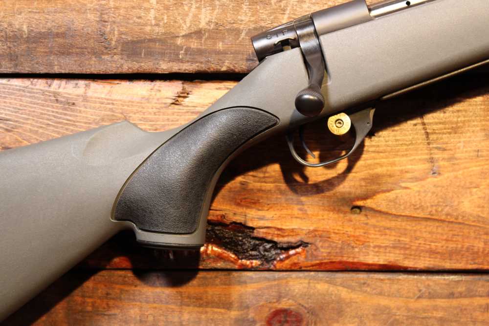 Weatherby Vanguard .300 Win Mag 24" bbl Synthetic Stock -img-3