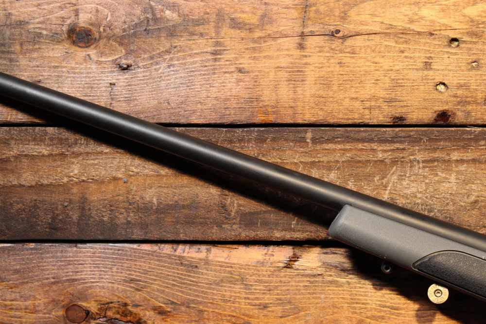 Weatherby Vanguard .300 Win Mag 24" bbl Synthetic Stock -img-11