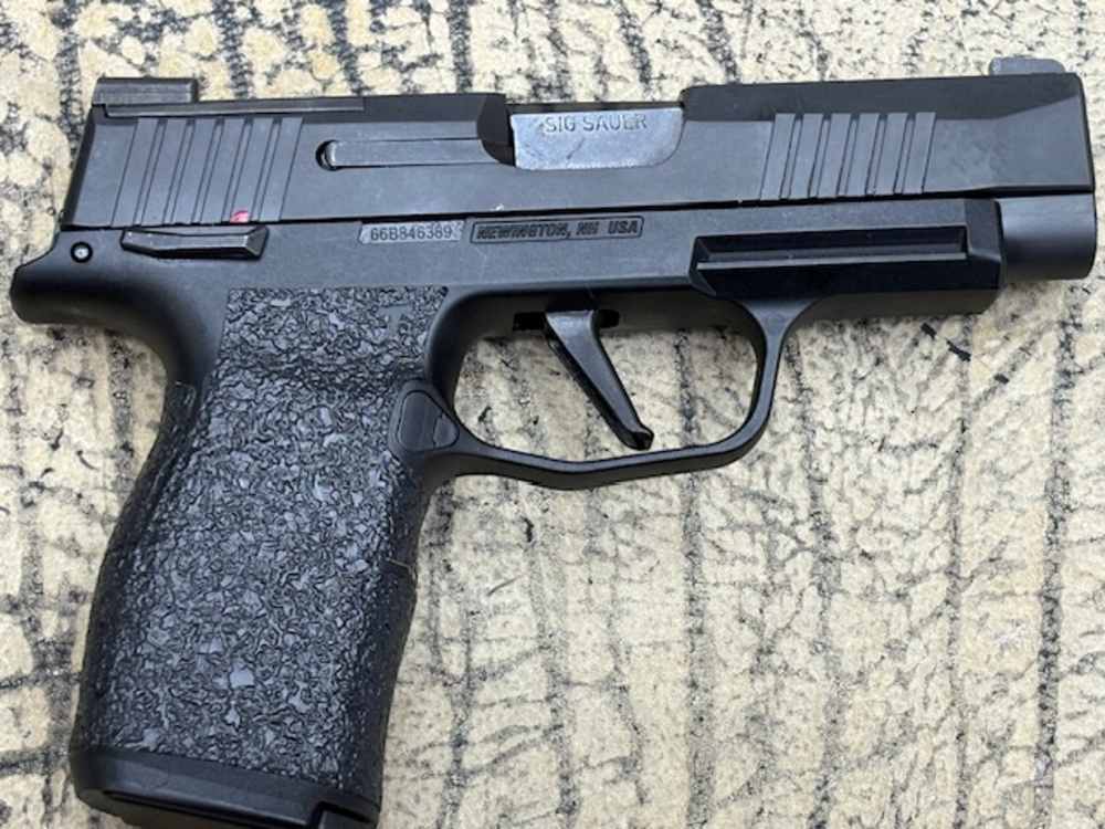 Sig 365 XL-9  2 mags box and paperwork-img-2