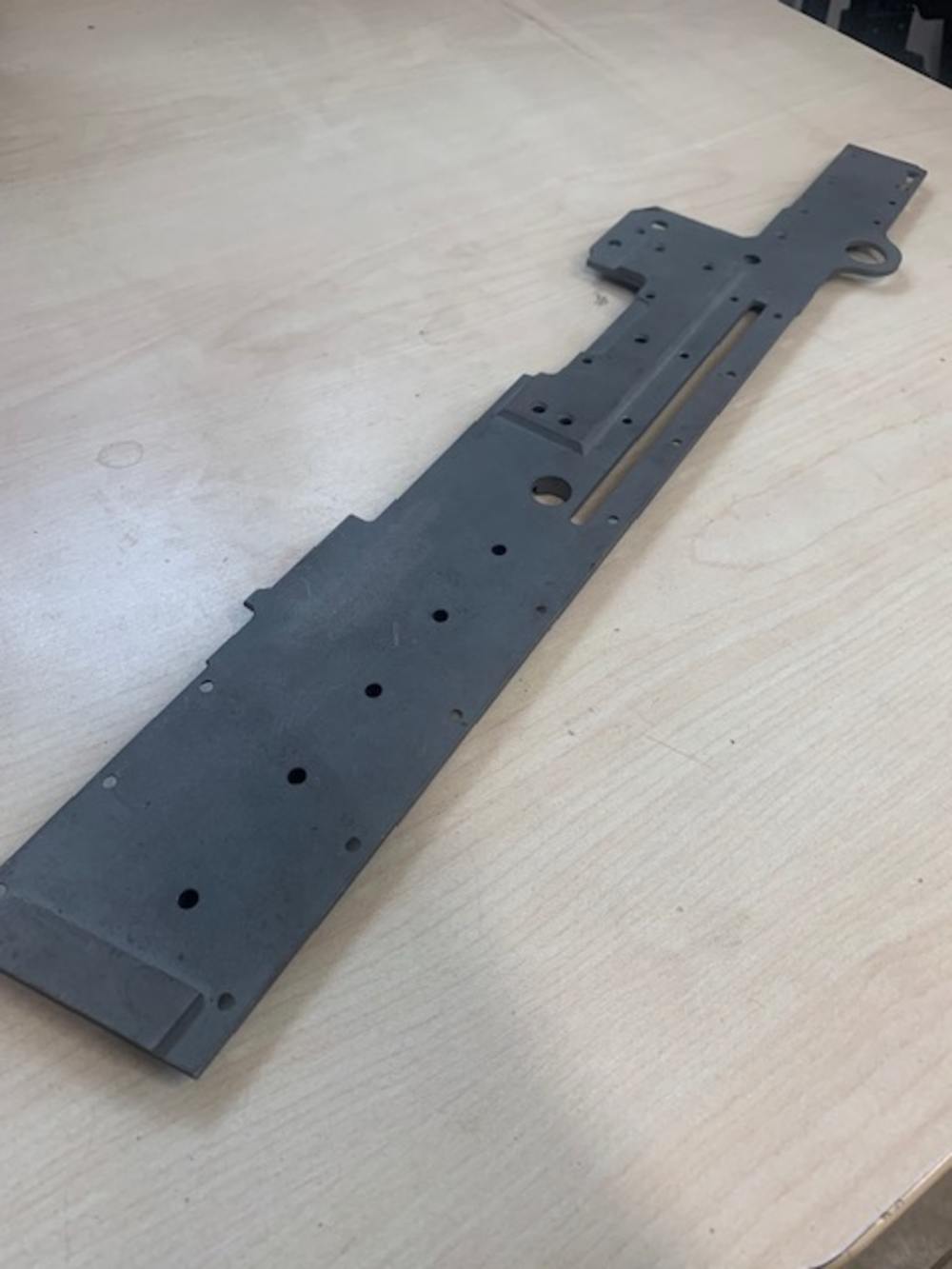 M240 80% right side plate-img-0
