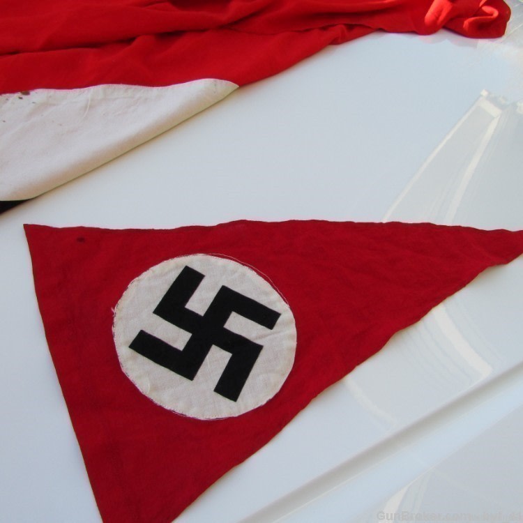 GERMAN WWII NSDAP DOUBLED SIDED BANNER & SMALL PENNANT FLAG (PRE-1945)-img-17
