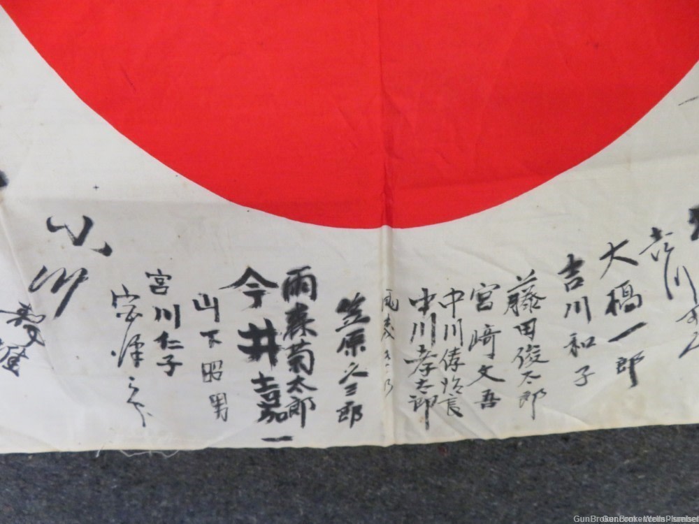  JAPANESE WWII HINOMARU MEATBALL SOLDIERS FLAG WITH SIGNED KANJI CHARACTERS-img-4